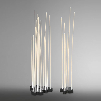 Reeds Triple Floor Lamp - Outdoor