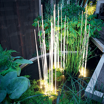 Reeds Triple Floor Lamp - Outdoor