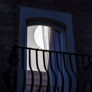 Moon Suspension Light