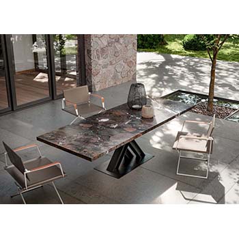 Victor Dining Table - Outdoor