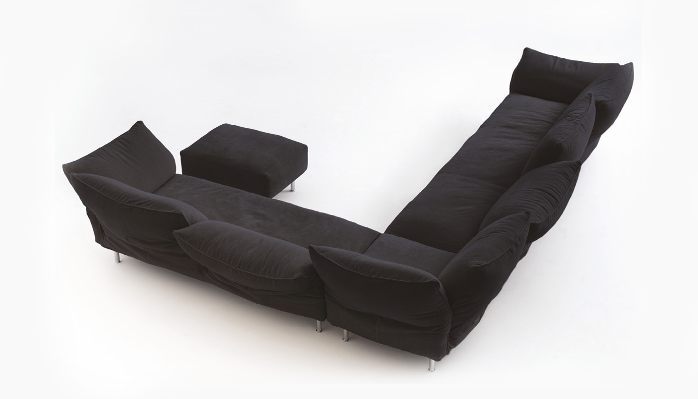 Standalto Sectional Sofa