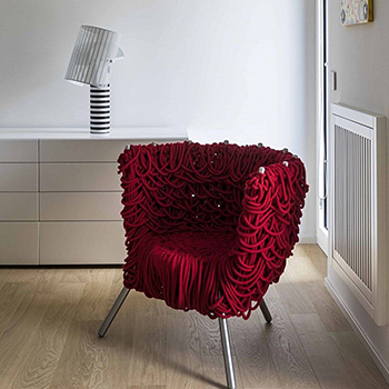 Vermelha Lounge Chair