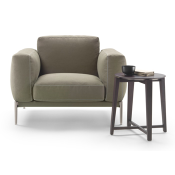 Romeo Compact Lounge Chair