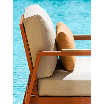Timeless Lounge Chair - Small