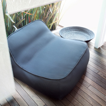 Float Lounge Chair - Outdoor