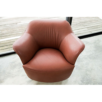 Aida Lounge Chair